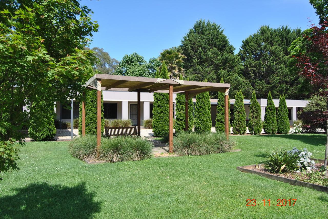 Grevillea Gardens Apartment 3 Bright Exterior foto